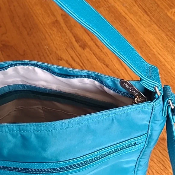 Thirty-one Teal BlueGreen Crossbody Bag - Picture 11 of 14
